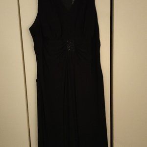 Jessica Howard evening black dress - Size 16